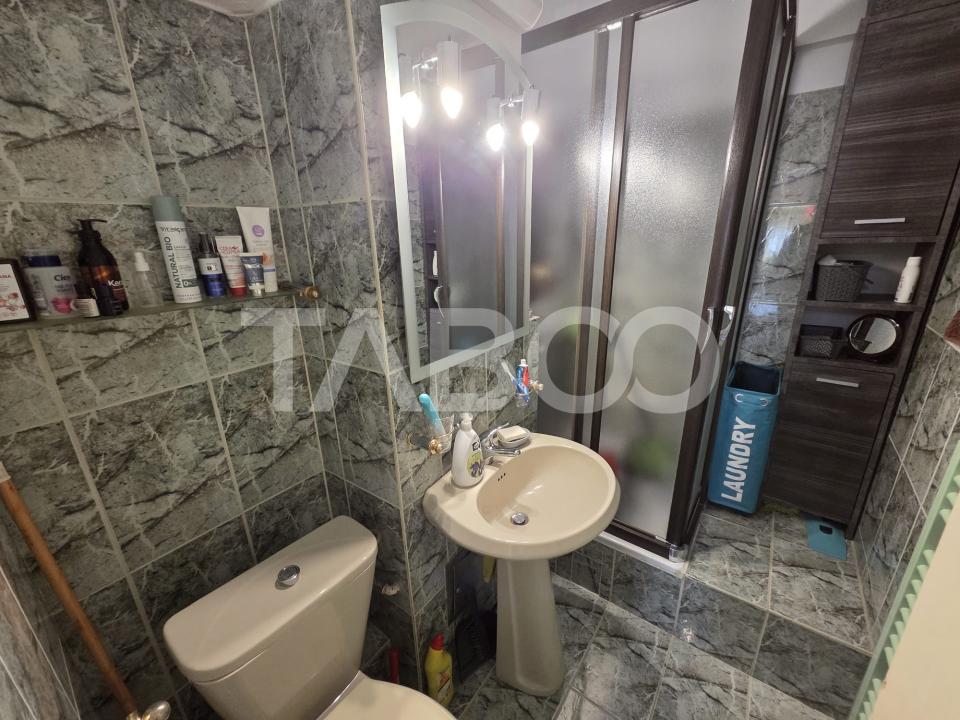 Apartament 4 camere zona centrala 98 mp cu scara interioara renovat 