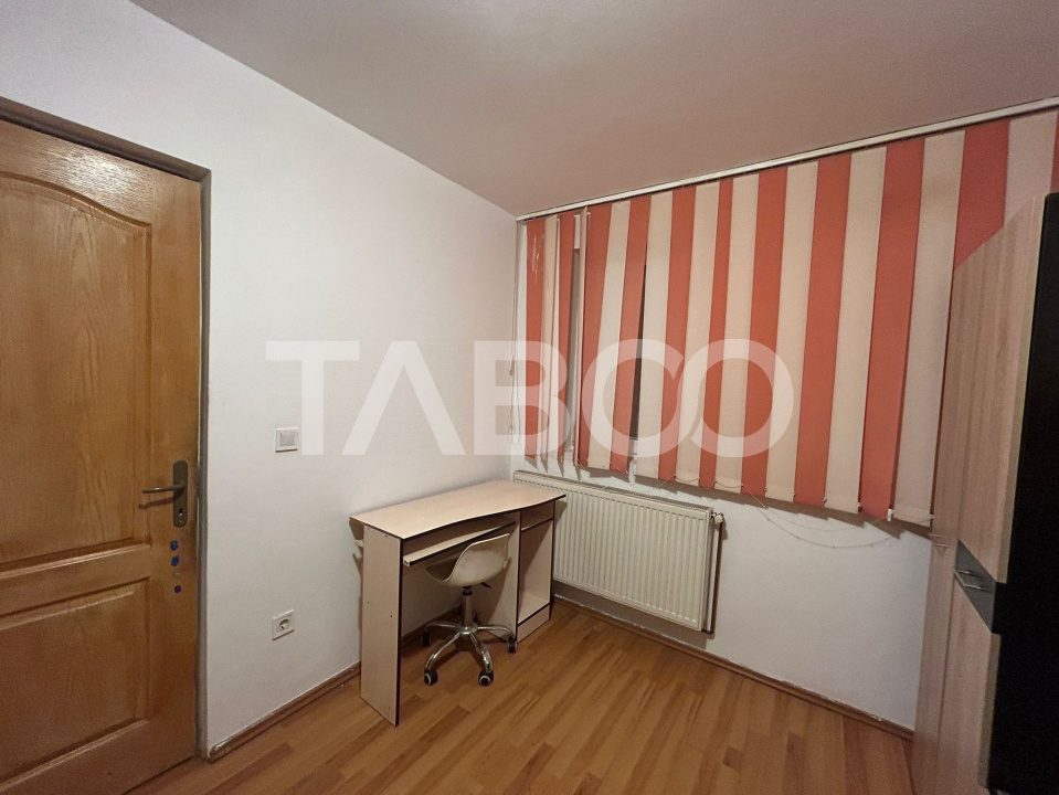 Apartament 4 camere zona Rahovei Sibiu pretabil investitie sigura 