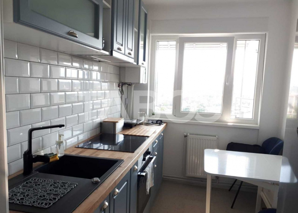 Apartament 47mp de vanzare 2 camere cu balcon 6mp zona Mihai Viteazul