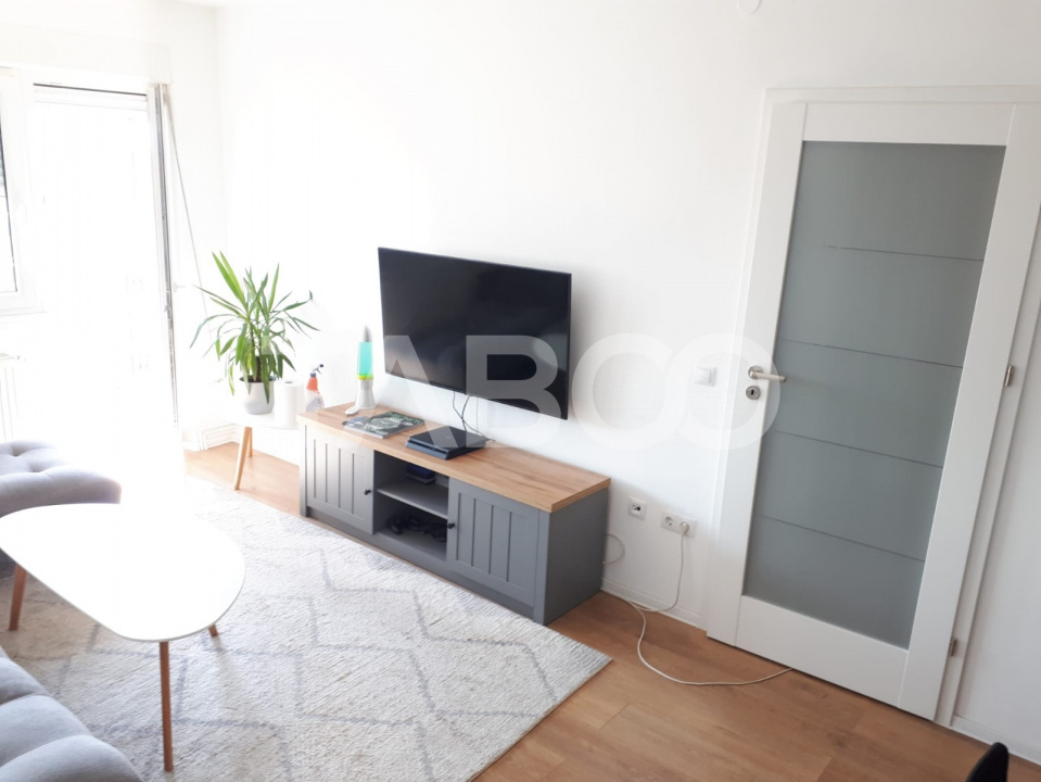 Apartament 47mpu de vanzare 2 camere cu balcon 6mp zona Mihai Viteazul