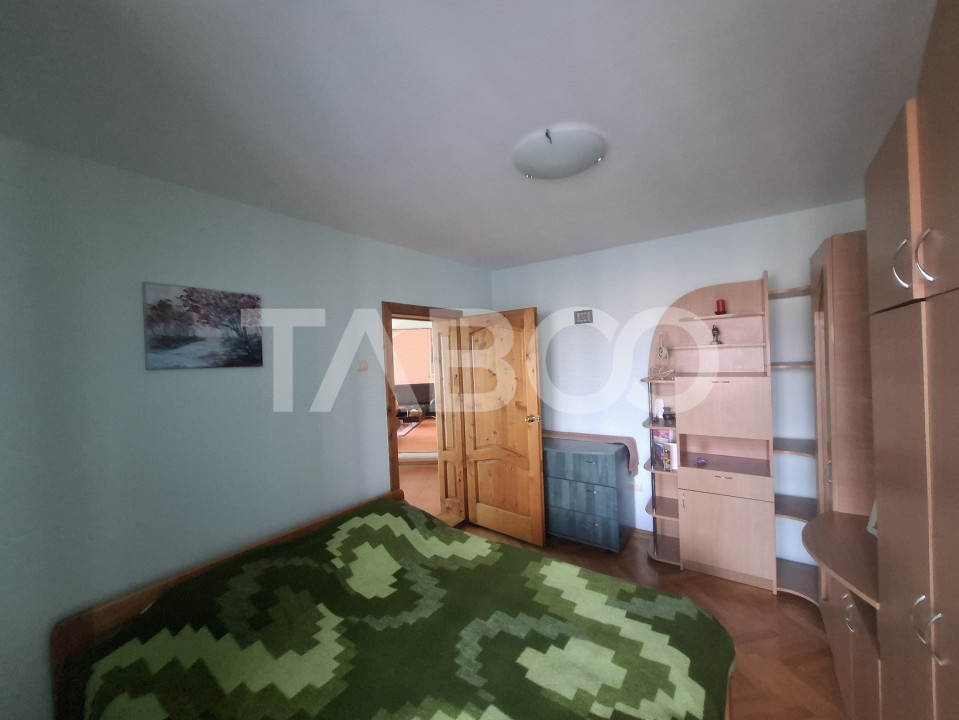 Apartament 5 camere de vanzare 138 mp utili zona Ciresica Sibiu