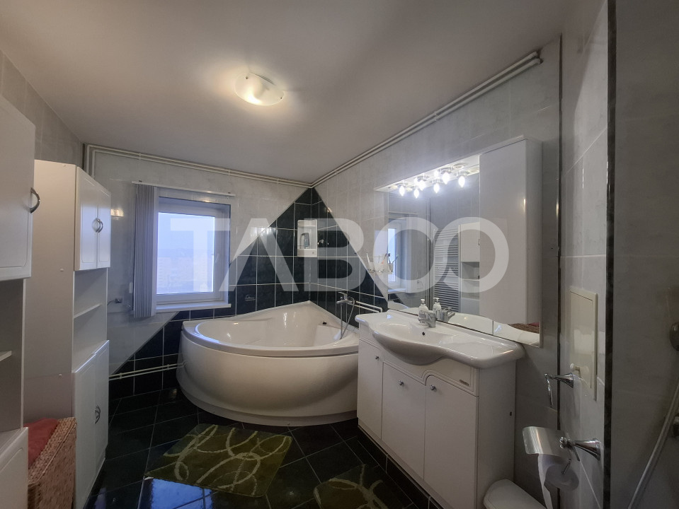 Apartament 5 camere de vanzare 138 mp utili zona Ciresica Sibiu
