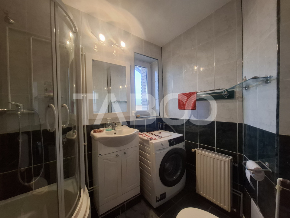 Apartament 5 camere de vanzare 138 mp utili zona Ciresica Sibiu