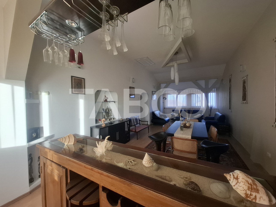 Apartament 5 camere de vanzare 138 mp utili zona Ciresica Sibiu