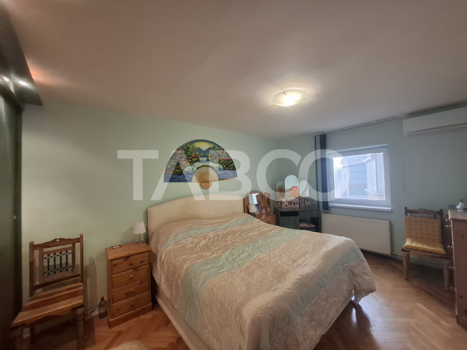 Apartament 5 camere de vanzare 138 mp utili zona Ciresica Sibiu