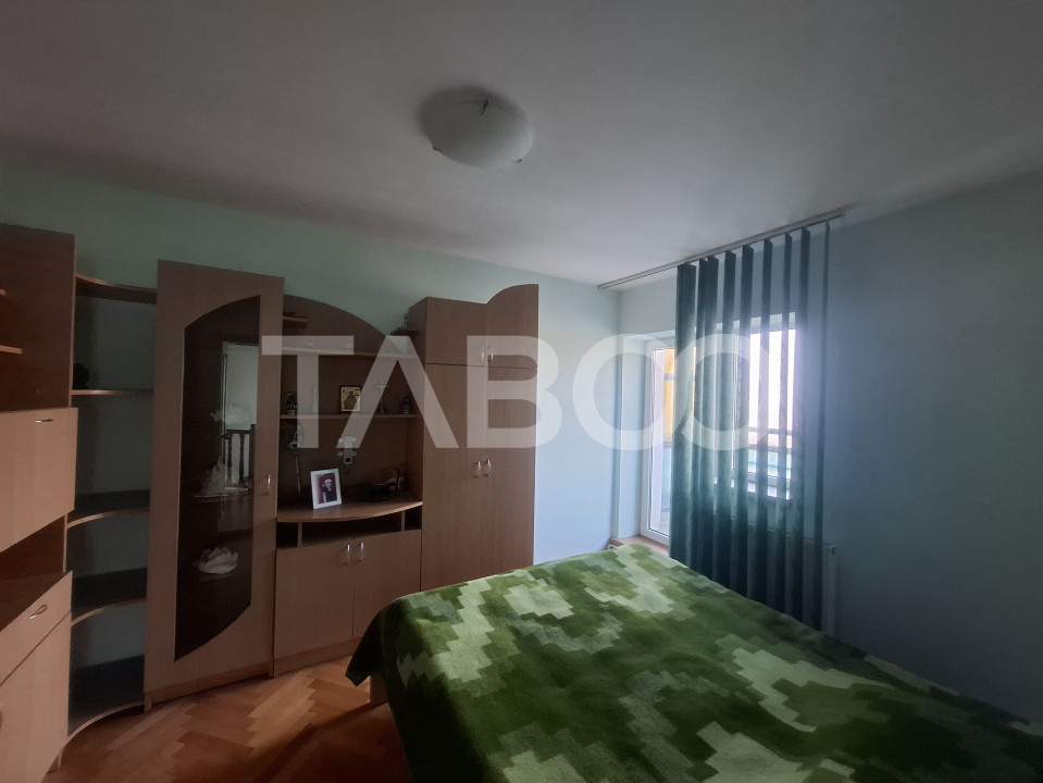 Apartament 5 camere de vanzare 138 mp utili zona Ciresica Sibiu