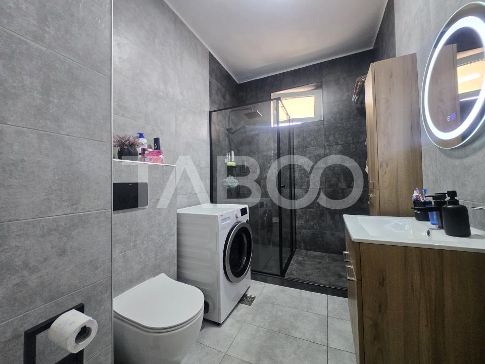 Apartament 5 camere de vanzare 182mpu decomandat zona Piata Cluj Sibiu