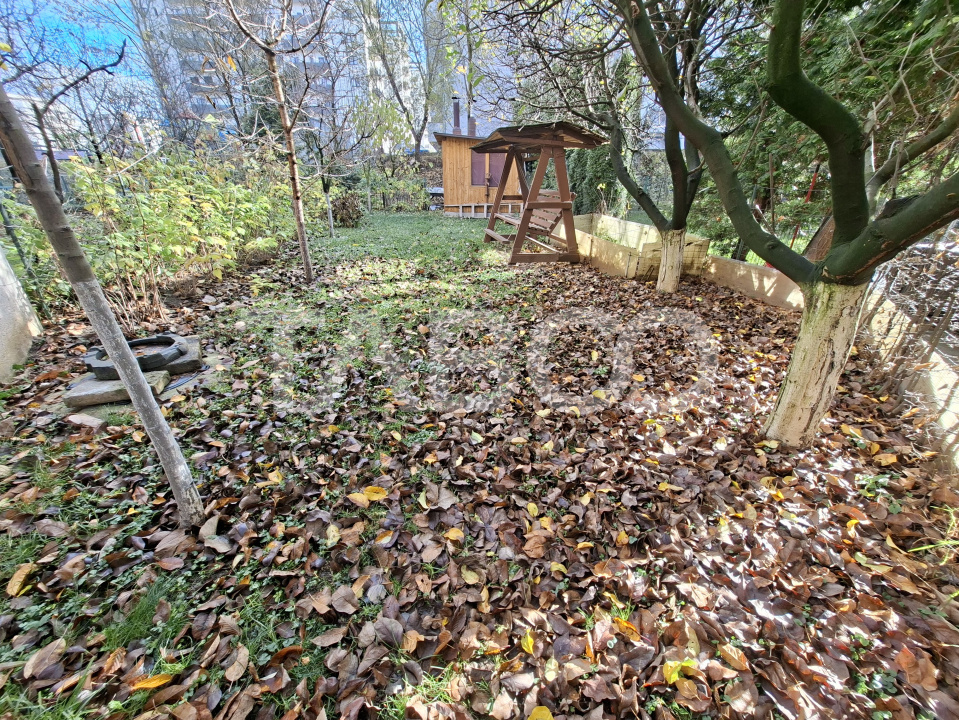 Apartament 5 camere + teren Bulevardul Mihai Viteazul -Hidroelectrica 