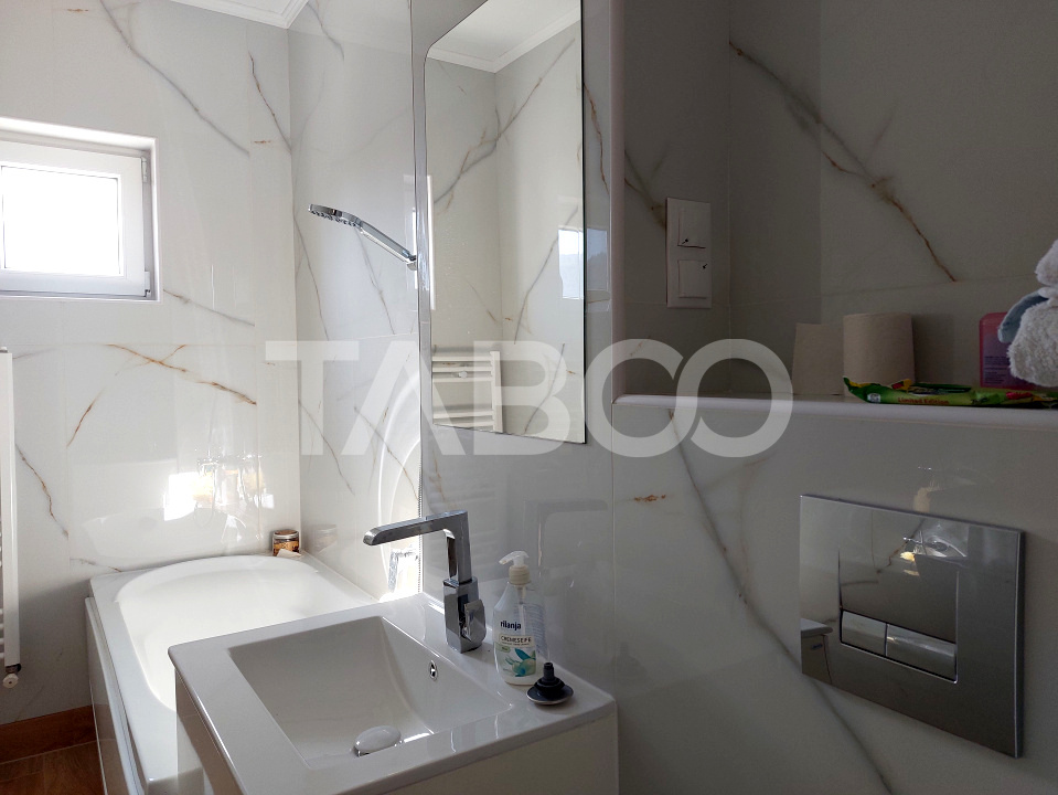 Apartament 50 mpu 2 camere etaj 3 pivnita Piata Noua Cisnadie