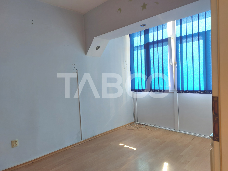 Apartament 50 mpu 2 camere etaj 3 pivnita Piata Noua Cisnadie