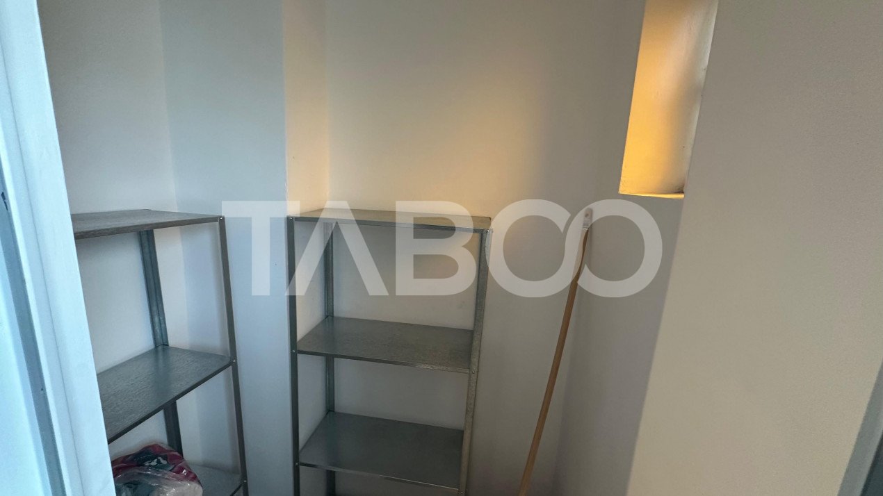 Apartament 55 mpu 2 balcoane de inchiriat decomandat 2 camere 