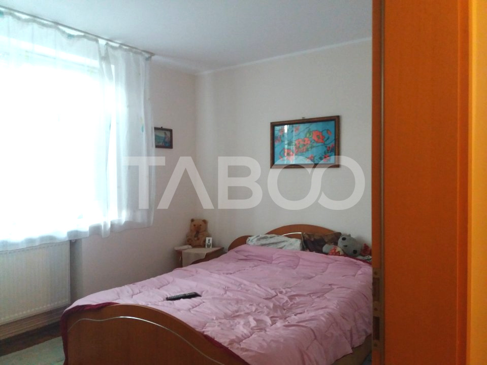 Apartament 57 mp 2 camere decomandate balcon PRET AVANTAJOS Cisnadie