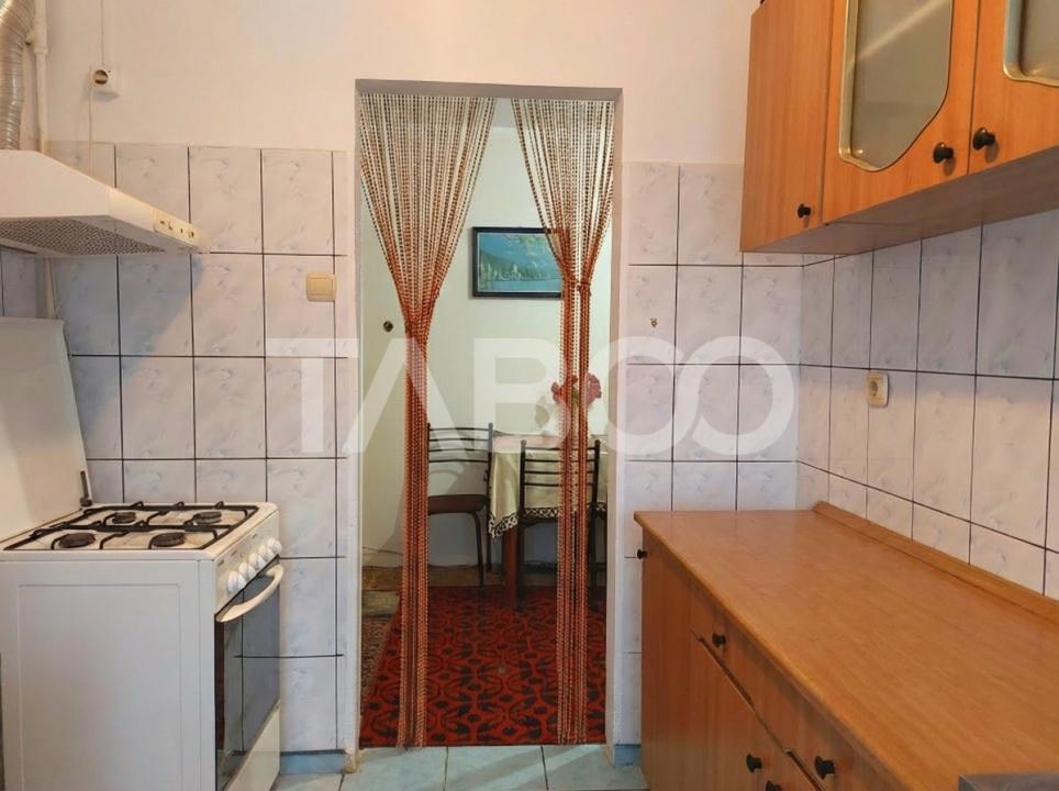 Apartament 57 mp 2 camere decomandate balcon PRET AVANTAJOS Cisnadie
