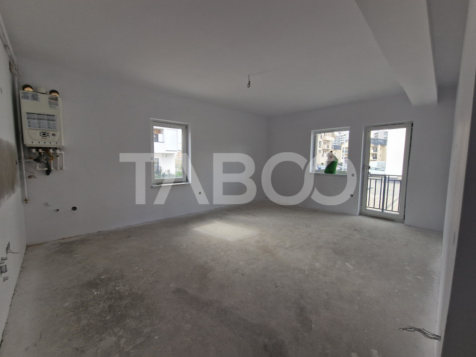 Apartament 60 mpu la CHEIE cu 3 camere balcon 13 mp pe Doamna Stanca