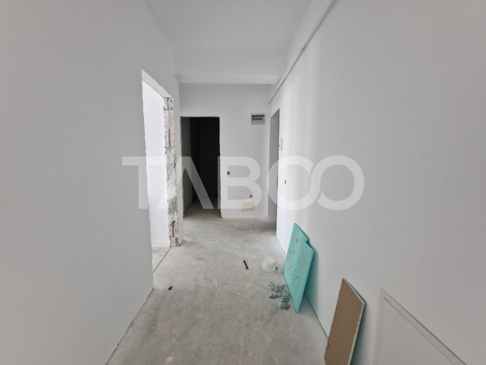 Apartament 60 mpu la CHEIE cu 3 camere balcon 13 mp pe Doamna Stanca