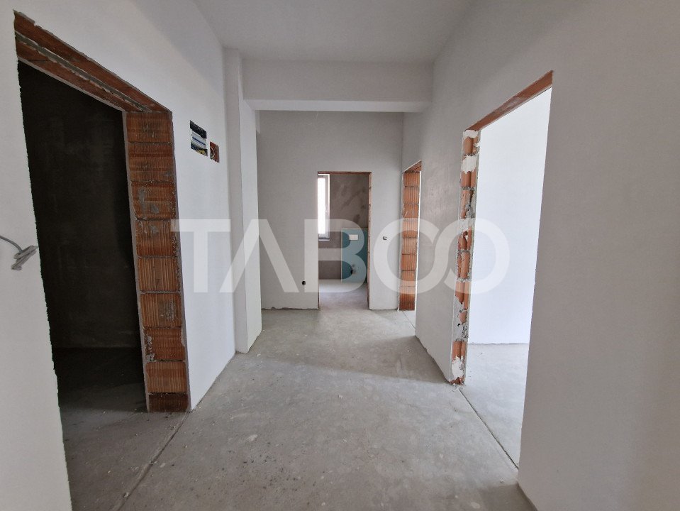 Apartament 64 mpu 2 camere si 2 balcoane in Hipodrom SIBIU in Sibiu - Aleea Streiu