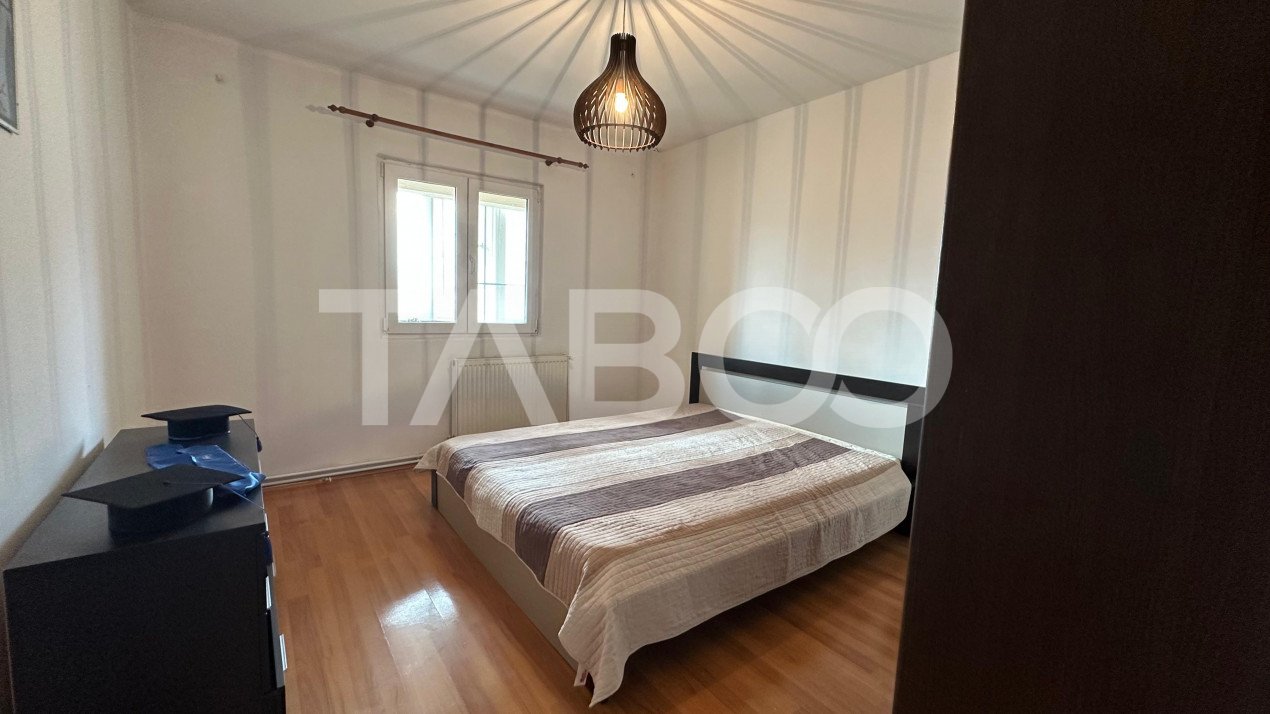 Apartament 65 mpu  pivnita 2 bai 3 camere balcon zona Turnisor Sibiu
