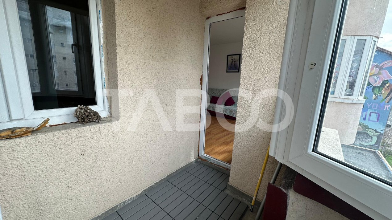 Apartament 65 mpu  pivnita 2 bai 3 camere balcon zona Turnisor Sibiu