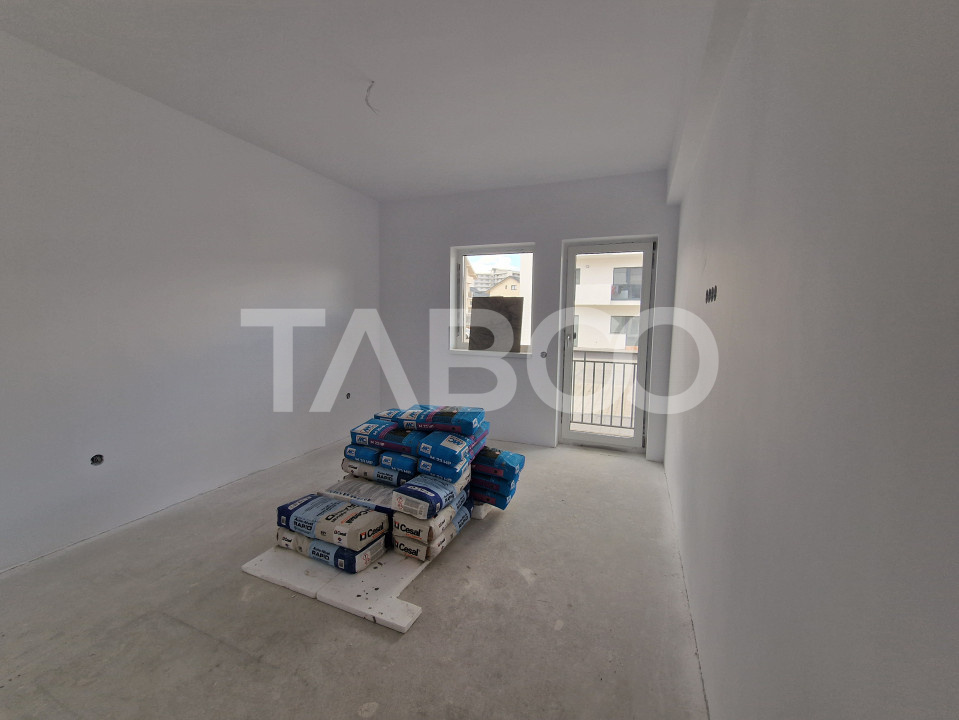 Apartament 66 mpu la CHEIE 3 camere balcon si parcare Doamna Stanca