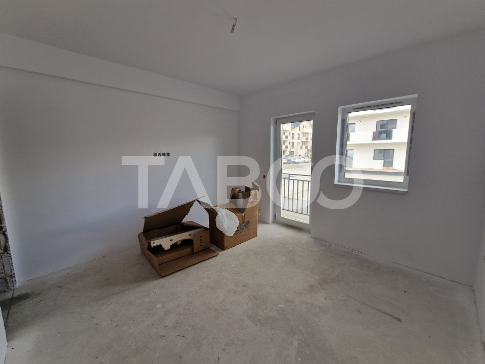 Apartament 66 mpu la CHEIE 3 camere balcon si parcare Doamna Stanca