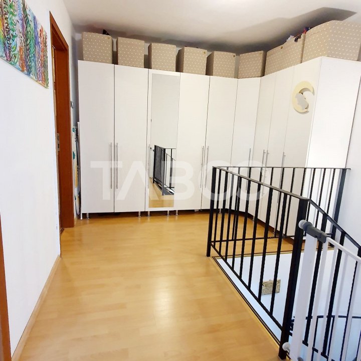 Apartament 70 mp cu 3 camere decomandate in zona Rahovei