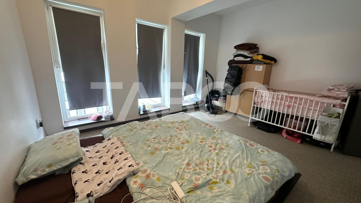 Apartament 70 mpu 3 camere pod privat parcare zona Turnisor Sibiu