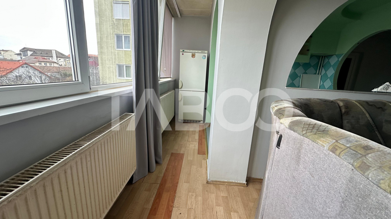 Apartament 72 mpu 3 camere 2 balcoane etaj intermediar Terezian Sibiu