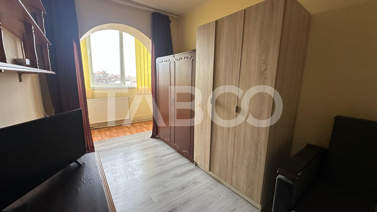 Apartament 72 mpu 3 camere 2 balcoane etaj intermediar Terezian Sibiu