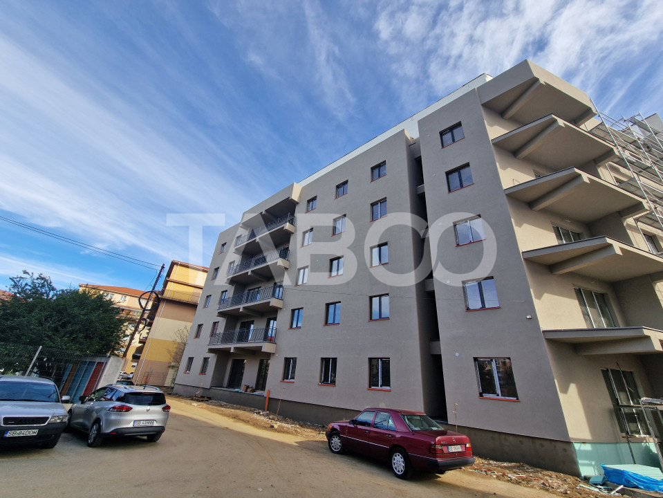 Apartament 83 mpu cu 3 camere decomandate 2 bai 2 balcoane SIBIU
