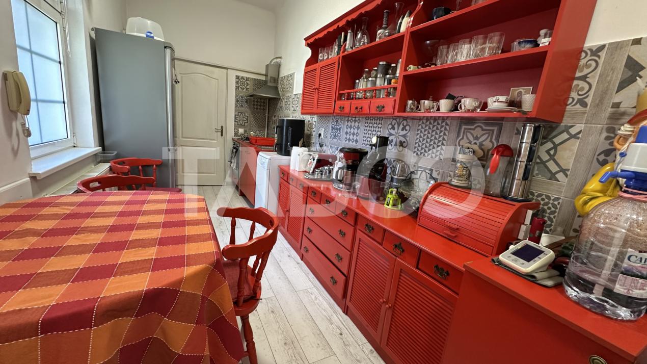 Apartament 86 mpu investitie sigura cu pivnita zona Ultracentrala 