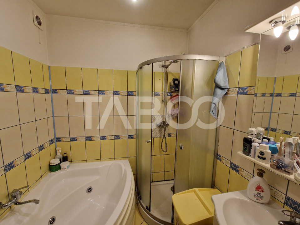 Apartament 89 mpu 4 camere 2 bai loc parcare si pivnita central Sibiu
