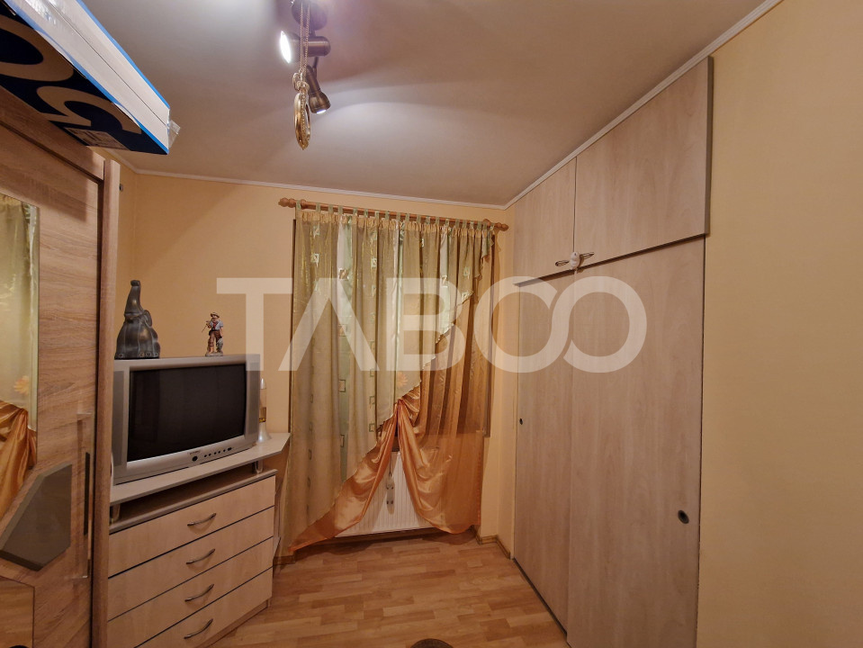 Apartament 89 mpu 4 camere 2 bai loc parcare si pivnita central Sibiu