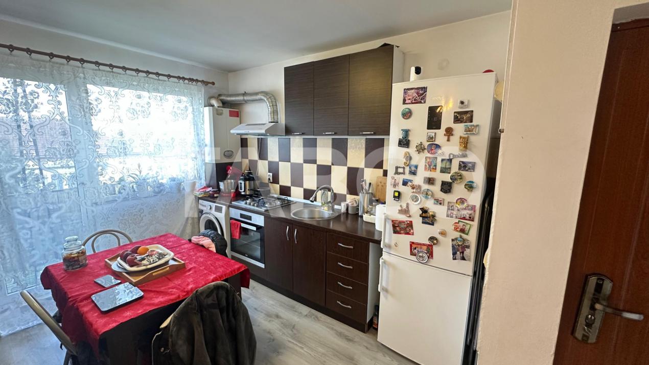 Apartament 98 mpu 4 camere cu balcon zona Terezian Sibiu
