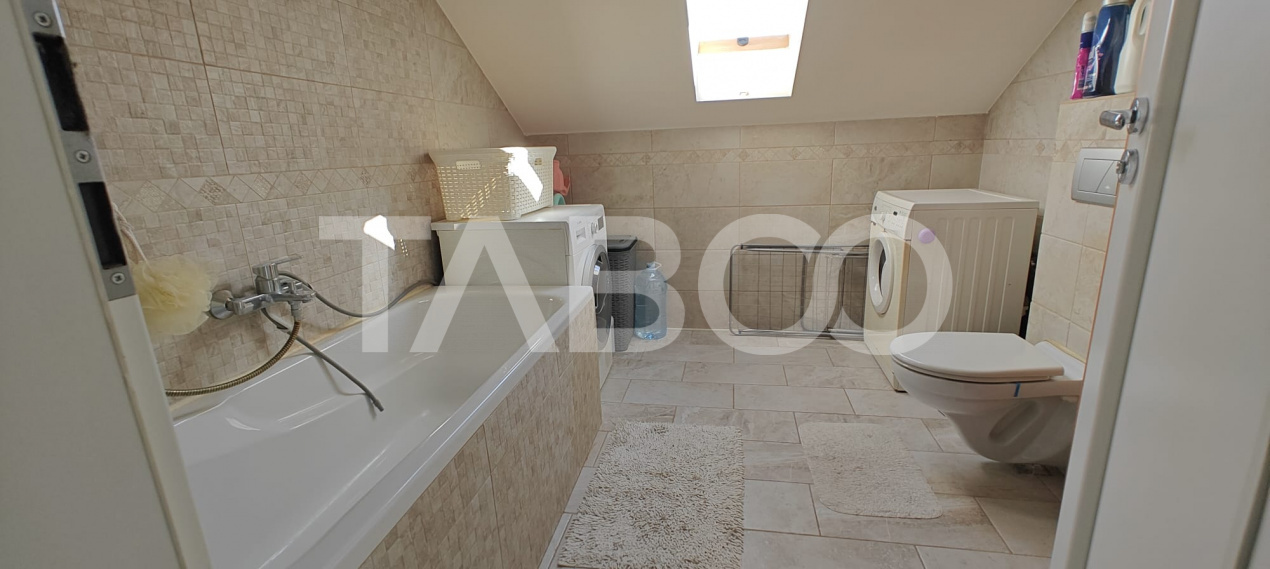 Apartament 98 mpu 4 camere utili loc parcare cartier Tilisca Sibiu