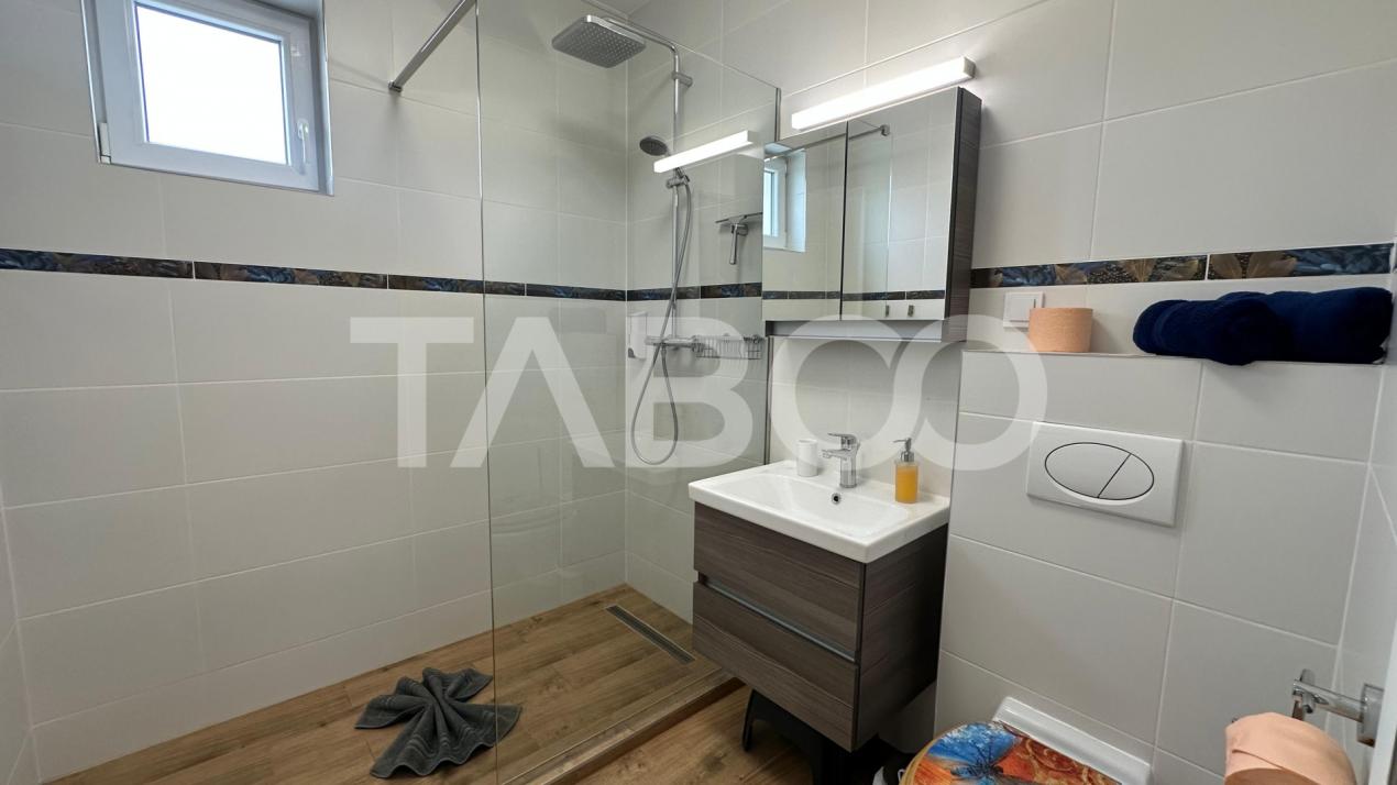 Apartament bloc cu lift 2 camere loc de parcare balcon Turnisor Sibiu