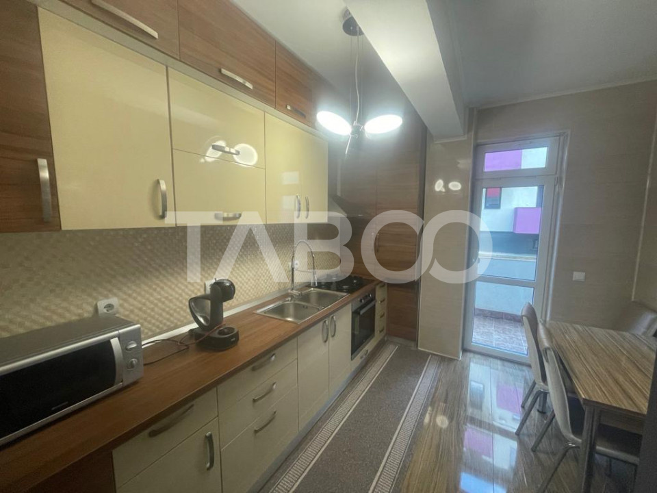 Apartament complet mobilat utilat 2 camere garaj 2 balcoane parter