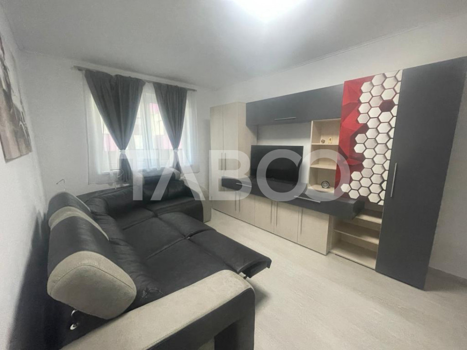 Apartament complet mobilat utilat 2 camere garaj 2 balcoane parter