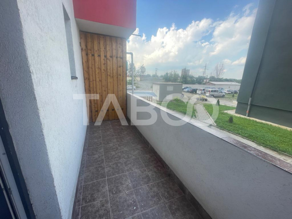 Apartament complet mobilat utilat 2 camere garaj 2 balcoane parter