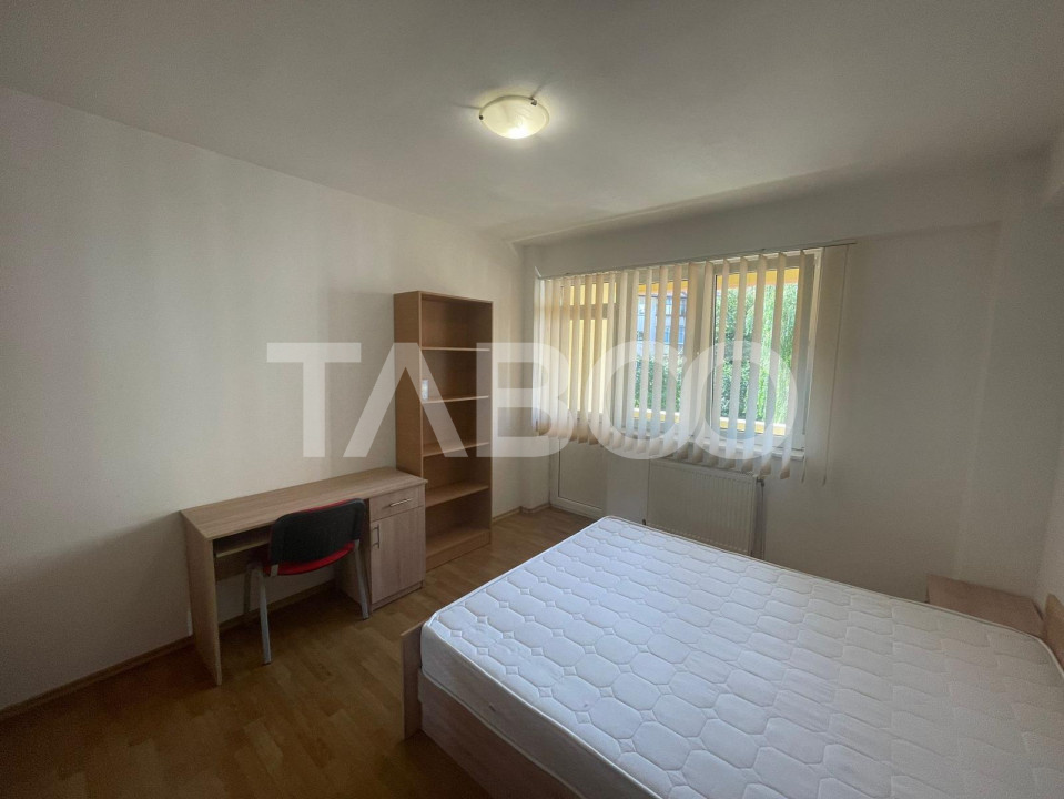 Apartament complet mobilat utilat 2 camere garaj Central