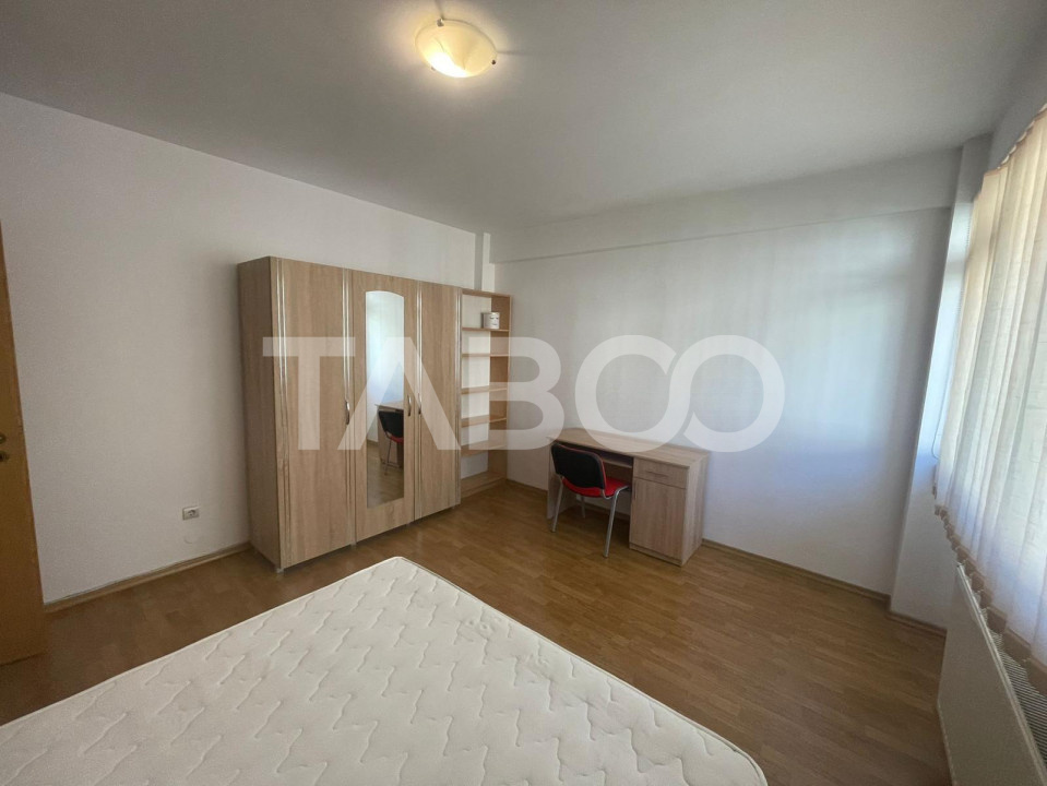 Apartament complet mobilat utilat 2 camere garaj Central