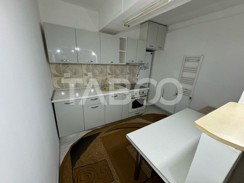 Apartament cu 2 camere 42 mpu cu pivnita langa Cedonia Sibiu