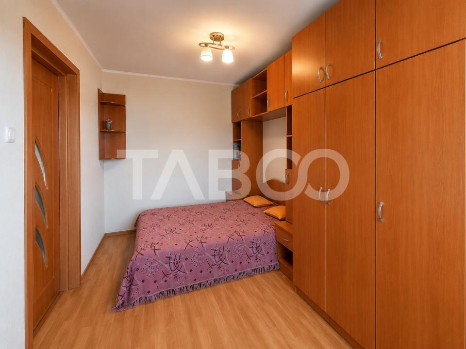 Apartament cu 2 camere balcon  pivnita de vanzare strada Vasile Aaron