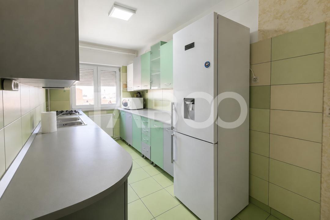 Apartament cu 2 camere balcon  pivnita de vanzare strada Vasile Aaron