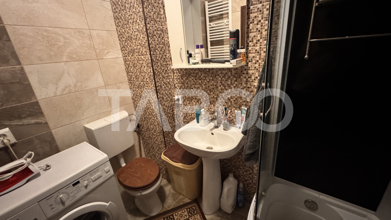 Apartament cu 2 camere de inchiriat 40mp mobilat utilat Lupeni Sibiu