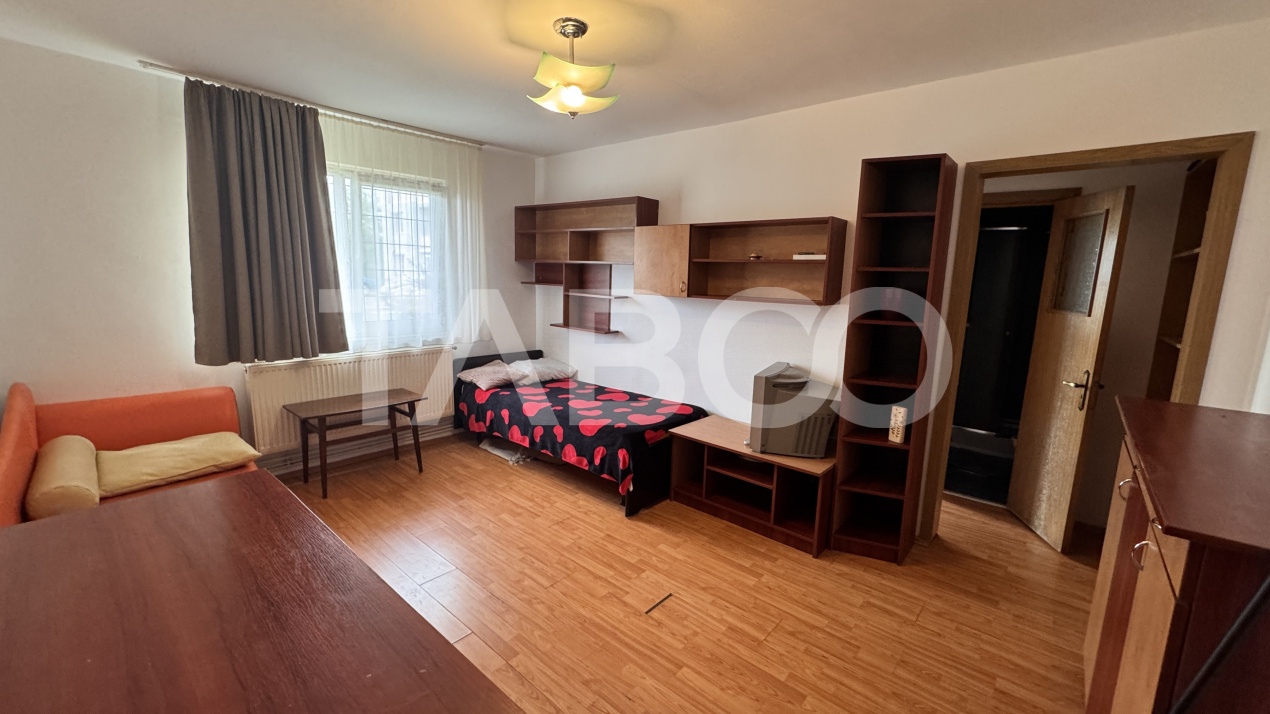 Apartament cu 2 camere de inchiriat mobilat utilat 36mpu Mihai Viteazu
