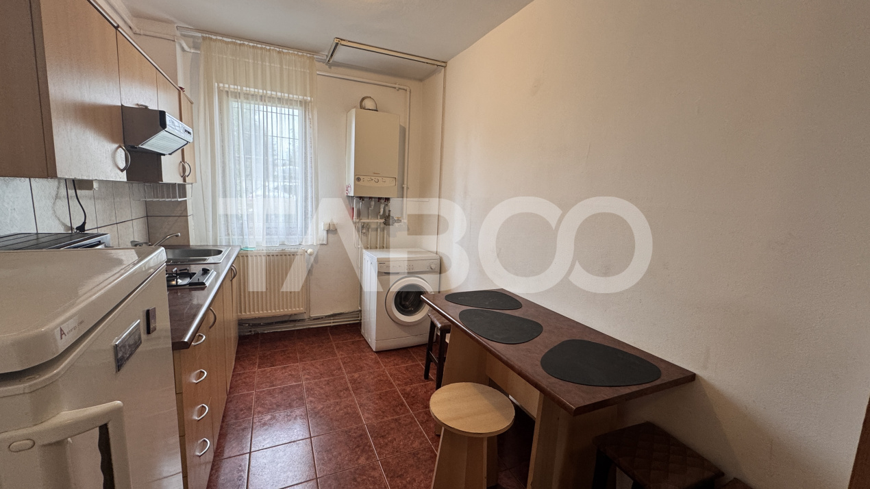 Apartament cu 2 camere de inchiriat mobilat utilat 36mpu Mihai Viteazu