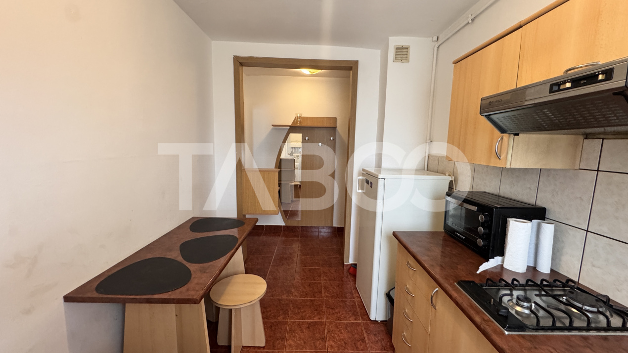 Apartament cu 2 camere de inchiriat mobilat utilat 36mpu Mihai Viteazu
