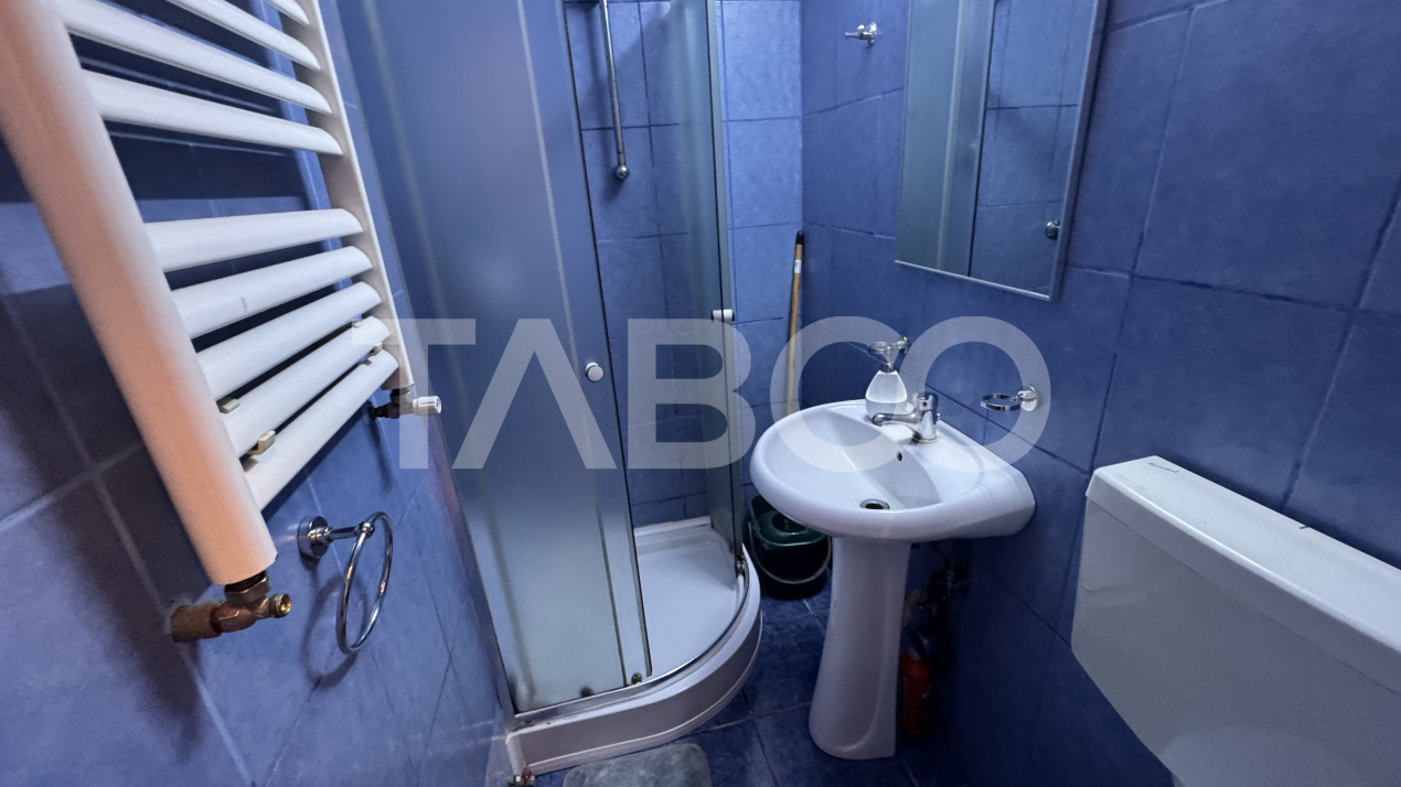 Apartament cu 2 camere de inchiriat mobilat utilat 36mpu Mihai Viteazu