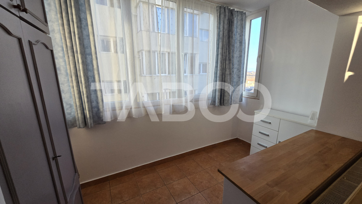 Apartament cu 2 camere de inchiriat mobilat utilat in zona Tilisca