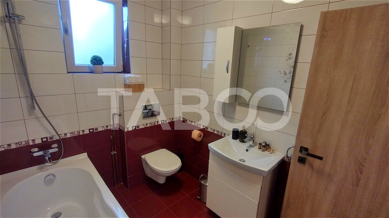 Apartament cu 2 camere de inchiriat parcare si balcon Strand Sibiu